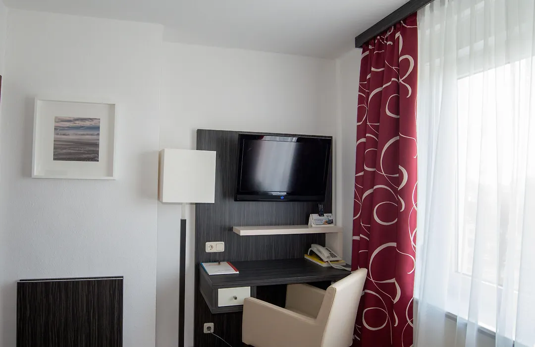 Hotel Stadt Cuxhaven-1